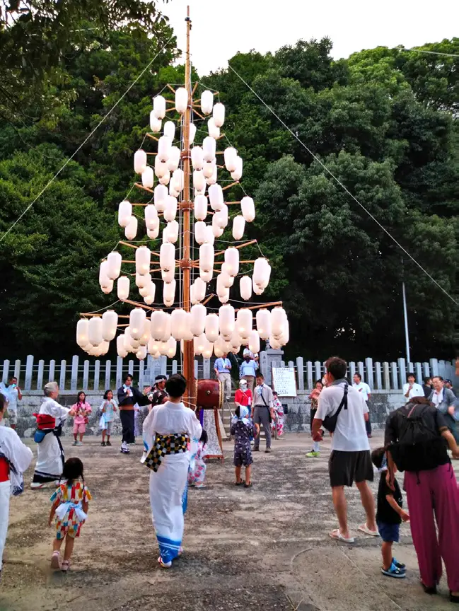 提灯山